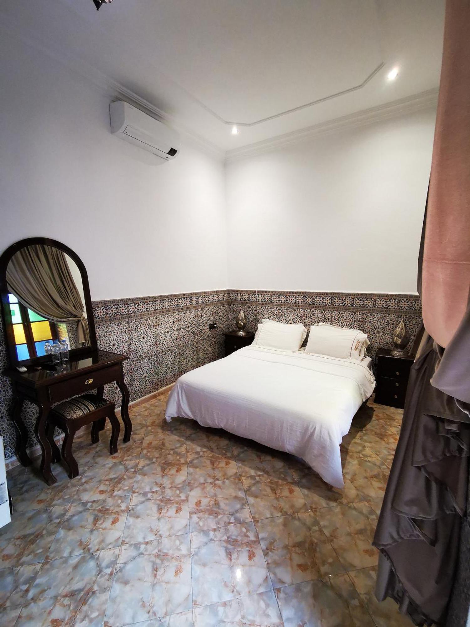 Riad Dar Al Fassia Уджда Номер фото